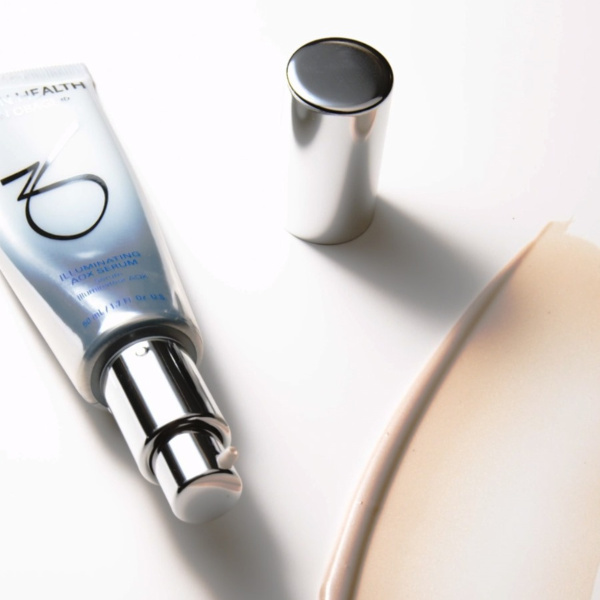 Illuminating AOX Serum
