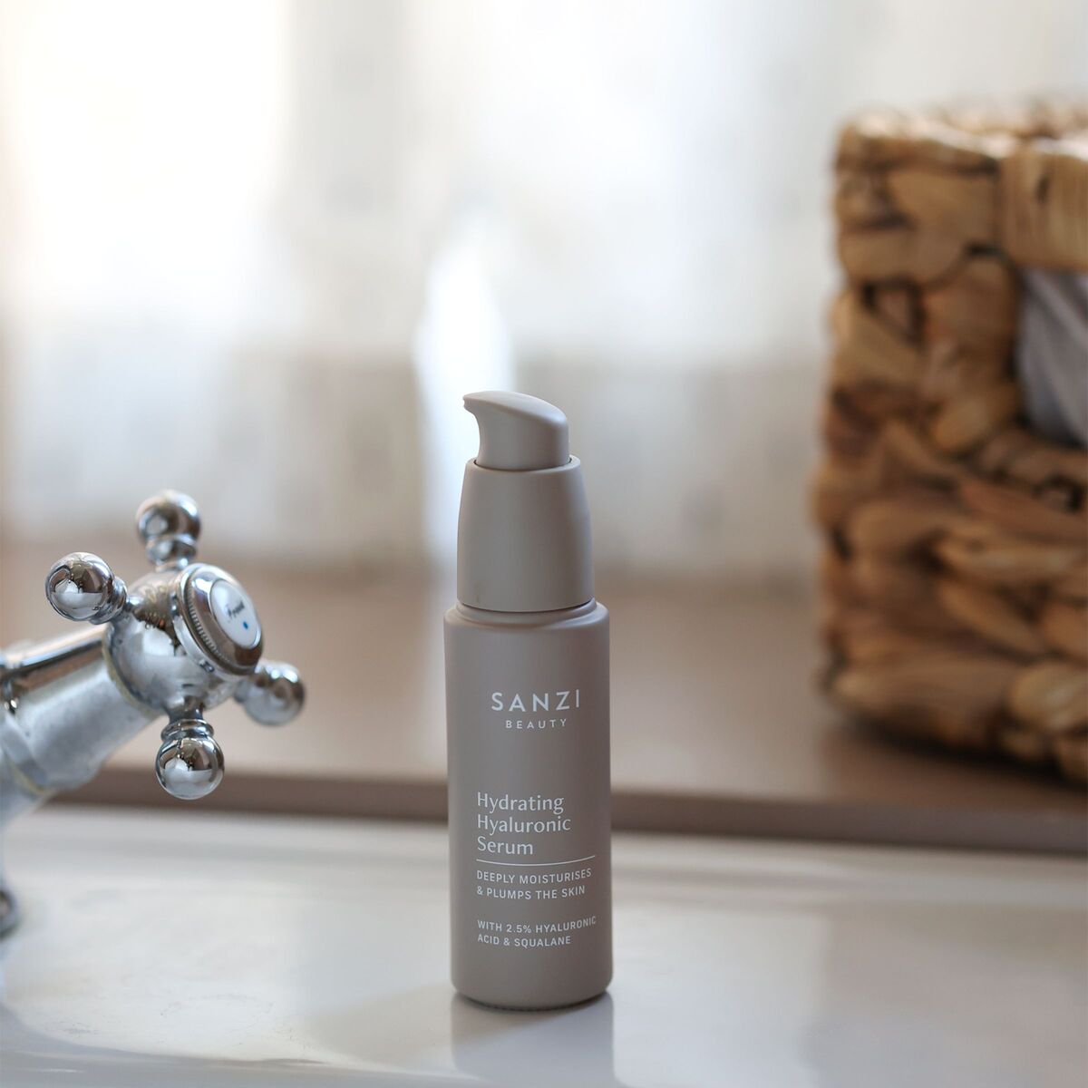 Hydrating Hyaluronic Serum