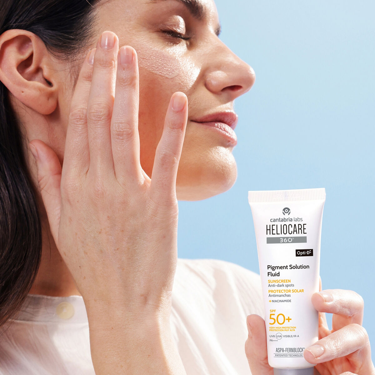 Pigment Solution Fluid SPF 50